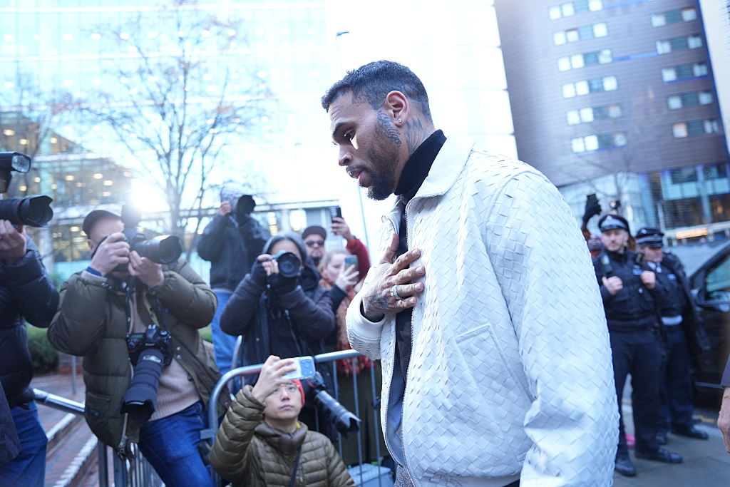 Pitchfork Gives Chris Brown’s ‘BROWN’ LP A 1.3 Rating