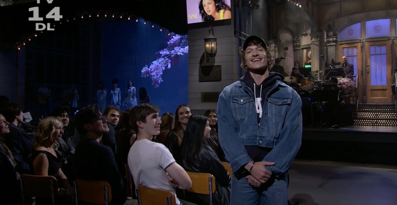 Connor Storrie Stops By ‘SNL’ To Introduce Olivia Rodrigo As Double Duty Host Debuts Unreleased Track